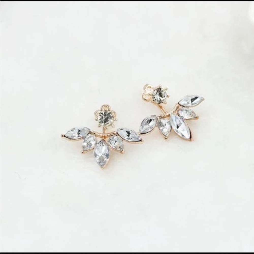 New Leaf Gold or Silver Studs - Picture 3 of 5